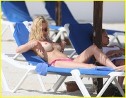 Alicia Douvall naked picture