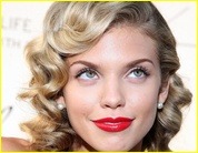 AnnaLynne McCord naked picture