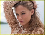 Bar Refaeli naked picture