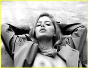 Doutzen Kroes naked picture