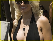 Holly Madison naked picture