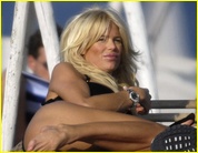 Victoria Silvstedt naked picture