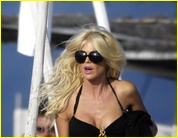 Victoria Silvstedt naked picture