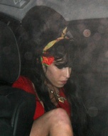 amy-winehouse_06.jpg - 88 KB