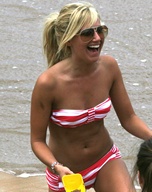 ashley-tisdale_13.jpg - 146 KB