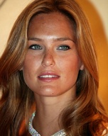 bar-refaeli_07.jpg - 121 KB