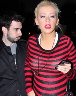 christina-aguilera_01.jpg - 154 KB