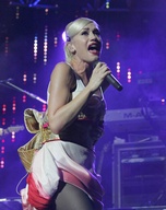 gwen-stefani_03.jpg - 127 KB