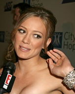 hilary-duff_01.jpg - 131 KB