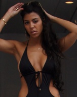 kourtney-kardashian_08.jpg - 68 KB