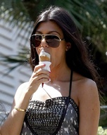 kourtney-kardashian_12.jpg - 143 KB