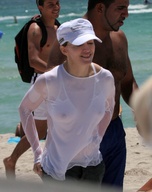 madonna_05.jpg - 103 KB