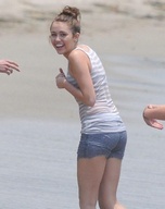 miley-cyrus_06.jpg - 87 KB