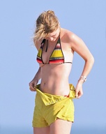 mischa-barton_04.jpg - 99 KB