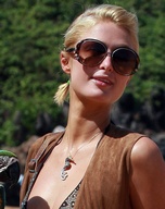 paris-hilton_11.jpg - 126 KB