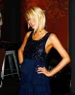 paris-hilton_03.jpg - 117 KB