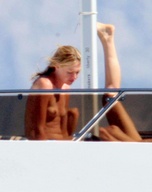 portia-de-rossi_07.jpg - 91 KB
