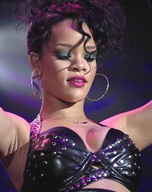 rihanna_11.jpg - 146 KB