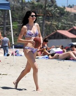 selena-gomez_13.jpg - 84 KB
