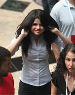 selena-gomez_14.jpg - 159 KB