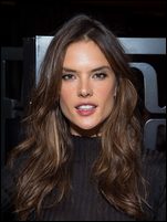 Alessandra Ambrosio Nude Pictures