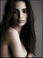 Emily Ratajkowski Nude Pictures