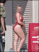 Iskra Lawrence Nude Pictures