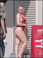 Iskra Lawrence Nude Pictures