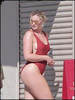 Iskra Lawrence Nude Pictures