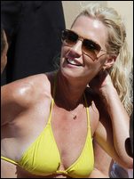 Jennie Garth Nude Pictures