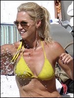 Jennie Garth Nude Pictures