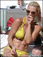 Jennie Garth Nude Pictures