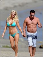 Jenny McCarthy Nude Pictures