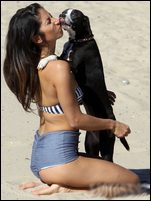 Leilani Dowding Nude Pictures