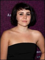 Mae Whitman Nude Pictures