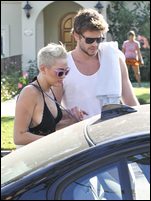 Miley Cyrus Nude Pictures