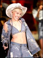 Miley Cyrus Nude Pictures