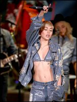 Miley Cyrus Nude Pictures