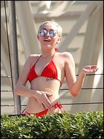 Miley Cyrus Nude Pictures