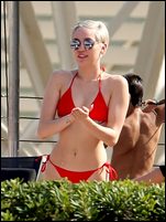 Miley Cyrus Nude Pictures