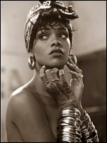 Rihanna Nude Pictures