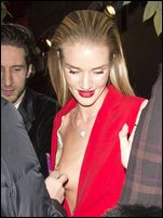 Rosie Huntington Whiteley Nude Pictures