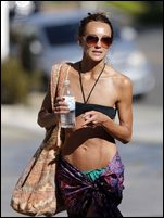 Sharni Vinson Nude Pictures