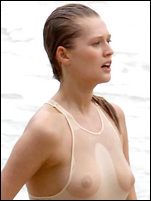 Toni Garrn Nude Pictures