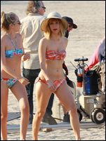 Zoe Kazan Nude Pictures