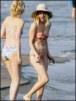 Zoe Kazan Nude Pictures