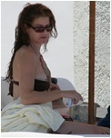 debra-messing_11.jpg - 244 KB