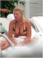 tara-reid_15.jpg - 110 KB