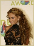 paulina-rubio_03.jpg - 125 KB