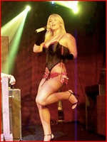 brooke-hogan_01.jpg - 140 KB